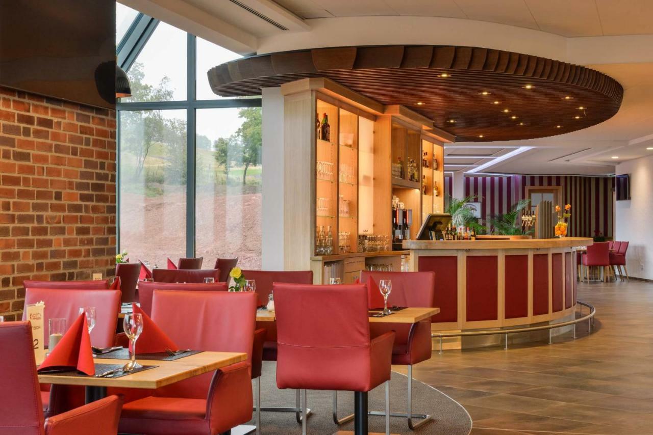 Hotel & Golfrestaurant Gut Wissmannshof Staufenberg  エクステリア 写真